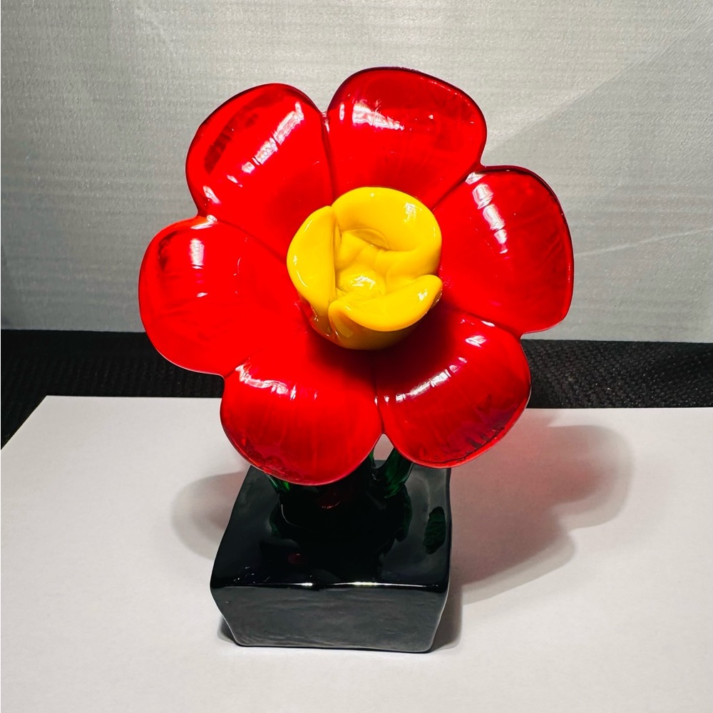 Vintage Pulled Glass Art Glass Flower On Blue Glass Base (MCM)